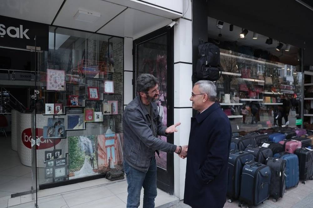 K&uuml;tahya esnafına Alim Işık'tan ziyaret