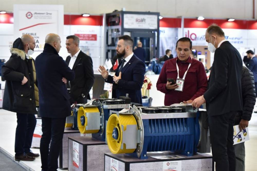 Asans&ouml;r d&uuml;nyası İstanbul'da buluşuyor