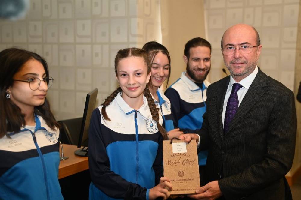 Sel&ccedil;uklu Belediyespor 2022'ye damga vurdu