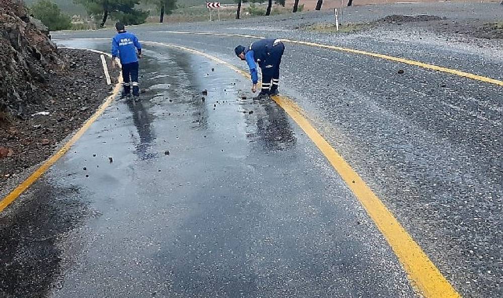 Muğla B&uuml;y&uuml;kşehir Belediyesinden Yağmur Mesaisi 