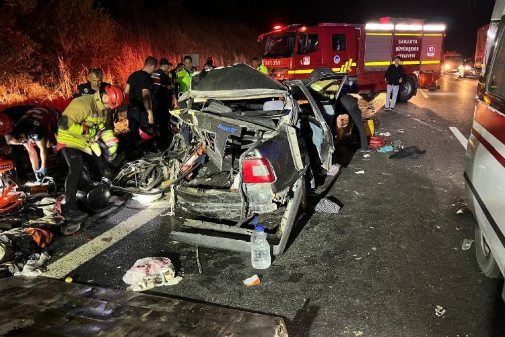 Anadolu Otoyolu&rsquo;nda kaza: 4 kişi yaralandı&nbsp;