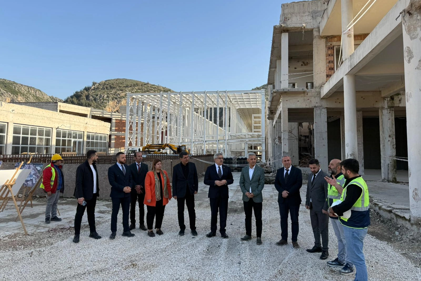 Hatay, depremde yıkılan Arkeoloji M&uuml;zesi'ne kavuşuyor